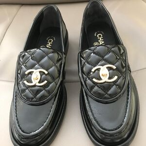 New ! Chanel turlock loafers euro 39 8.5 usa